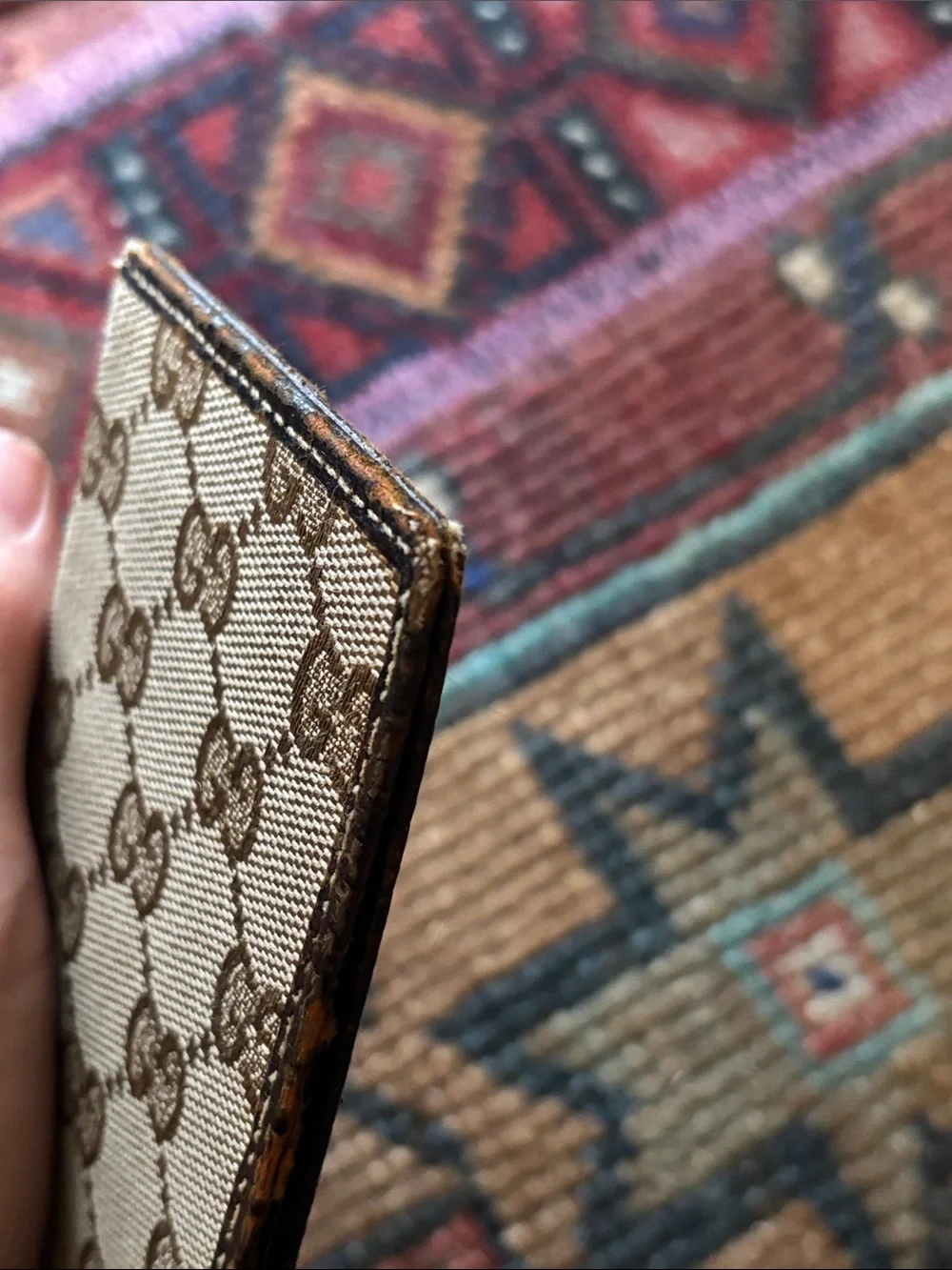Gucci authentic monogram